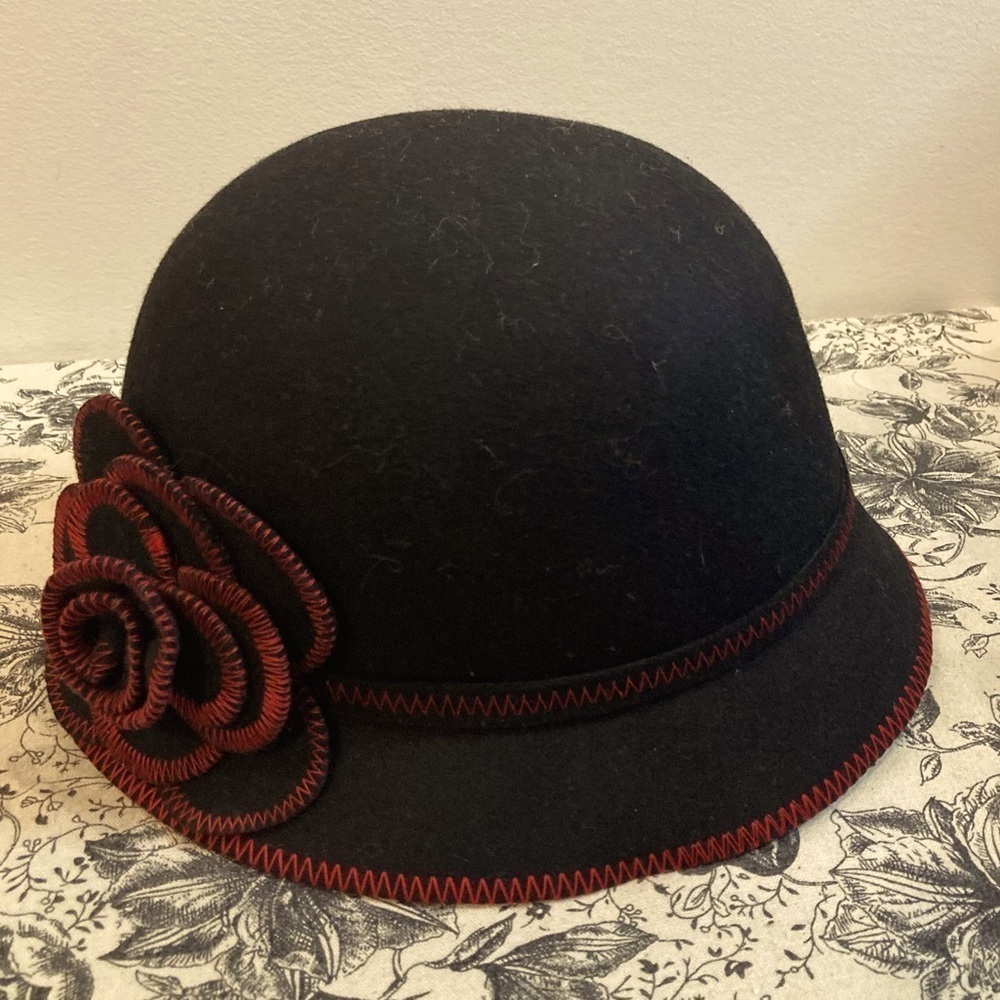 HAT 100% Wool  With Decorative Stitching and Rosette Unbranded